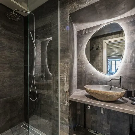 아파트 Alma Lofts