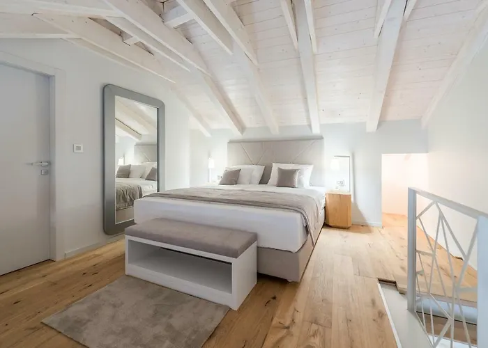 Alma Lofts דירה זאדאר