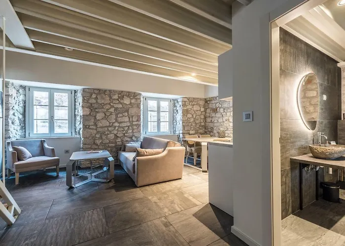 דירה Alma Lofts *