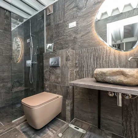 Alma Lofts Apartment